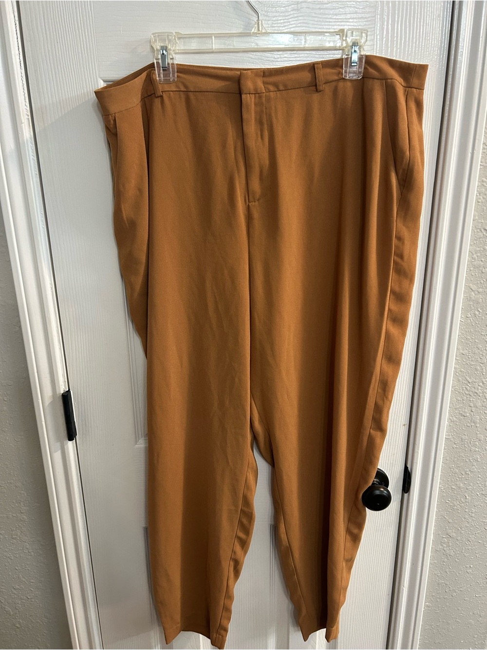 Forever 21+ Women's Plus 2X camel Brown Solid Flat Front Dress Pants